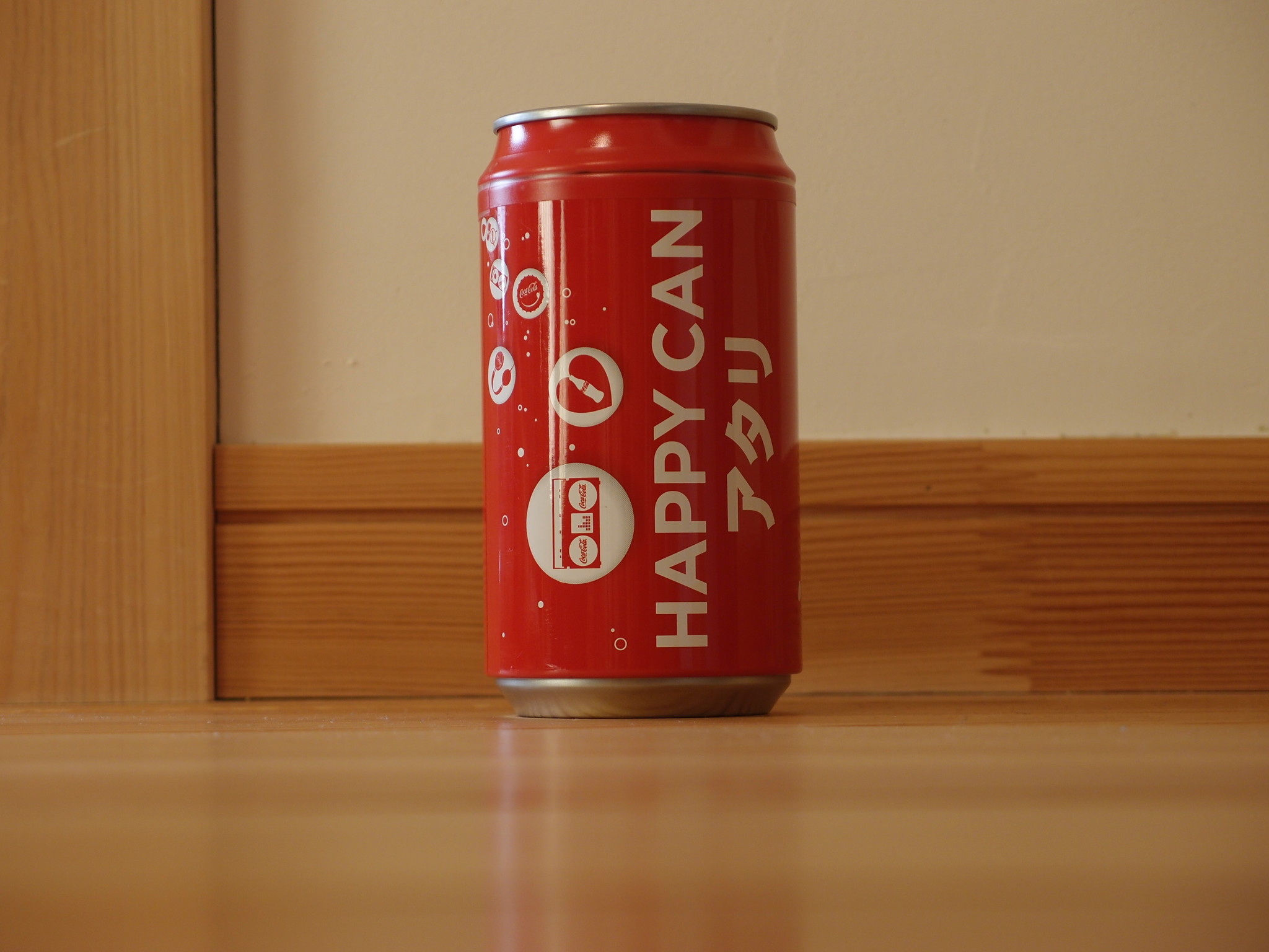 コカ コーラ社さんからのプレゼント 近所の自販機で ハッピー缶 のイヤホンが当たりました 超個人的写真帳